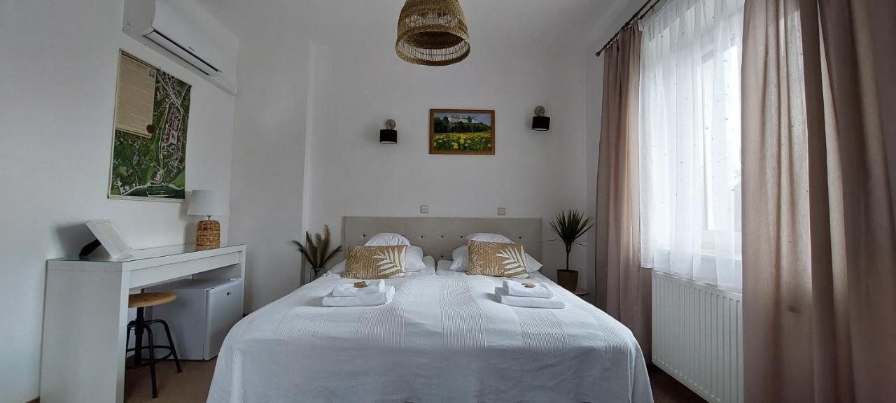 Sandomiria Extérieur photo